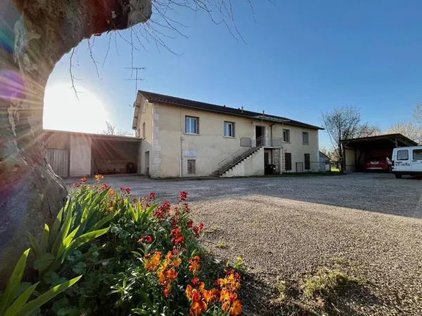 Maison 160 m² - 2 appartements - Investissement ou Principale - Proche Agen