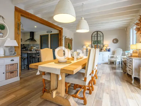 Maison 6 pièces 160 m²