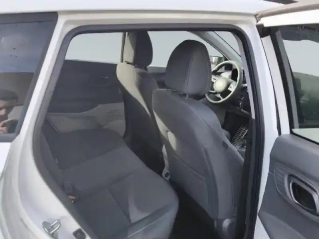 Hyundai Bayon 1.0 t-gdi 100ch intuitive dct-7 — photo 13