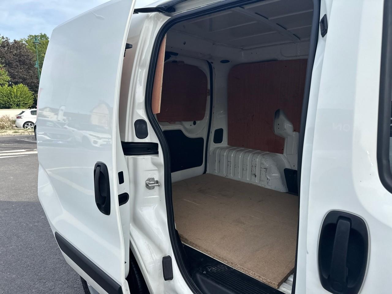 Fiat Fiorino 1.3 multijet 80ch pro lounge — photo 10