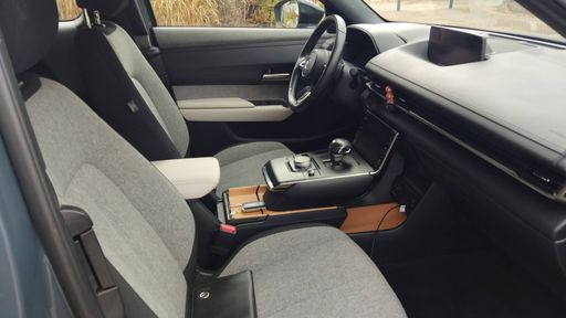 Mazda MX 30 e-SKYACTIV EV 143 - Exclusive-Line – 2023 – 15865 km – Électrique – Boîte Automatique — photo 10