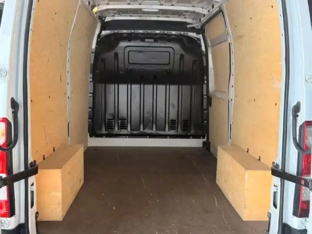 Renault Master fg f3500 l3h3 2.3 blue dci 135ch confort euro6 (19200?ht) — photo 9