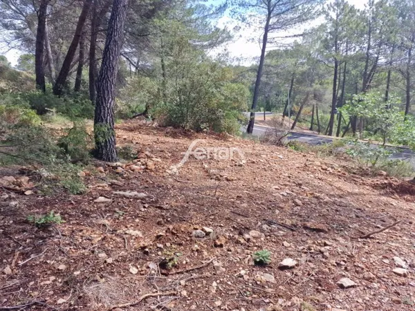 Terrain en individuel 680 m²