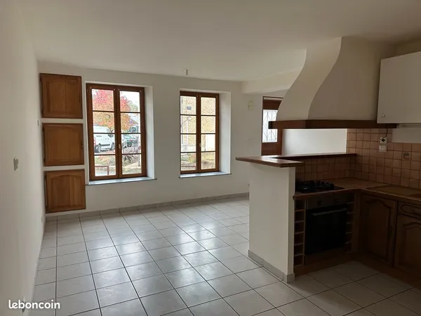 Appartement en rez-de-chaussée à Floing