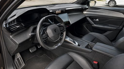 Peugeot 308 1.2 PureTech 130 EAT8 - GT – 2022 – 80476 km – Essence – Boîte Automatique — photo 21