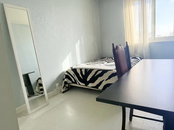 Colloc / flatshare bagnolet 30days/jours 1Year Max