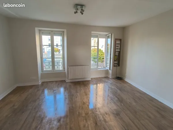 Appartement duplex à louer andouillé