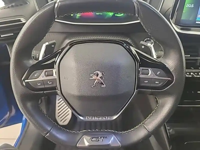 Peugeot 208 puretech 100 s&amp;s eat8 — photo 57