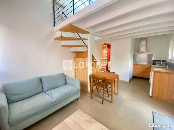 Studio 1 pièce 19 m²