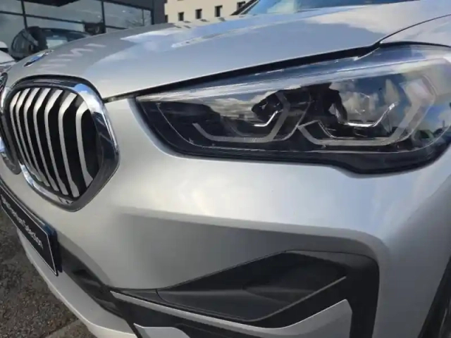 Bmw X1 sdrive18da 150ch xline — photo 10