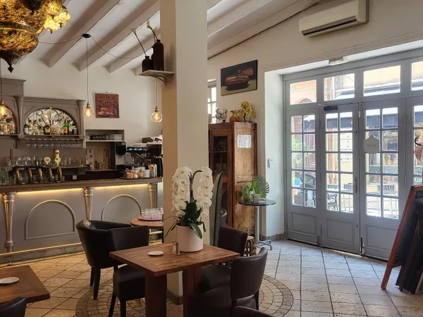 Local commercial 160 m²