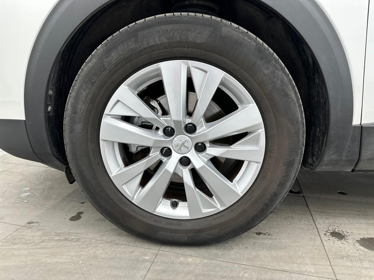 Peugeot 3008 puretech 130ch s&s eat8 active pack — photo 14