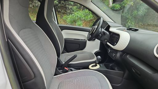 Renault Twingo E-Tech 81 22 kWh - Equilibre – 2022 – 33959 km – Électrique – Boîte Automatique — photo 22