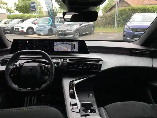 Peugeot 3008 plug-in hybrid 195 e-dcs7 — photo 15