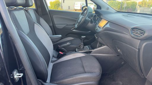 Opel Crossland X 1.2 Turbo 130 - Design – 2019 – 82539 km – Essence – Boîte Manuelle — photo 12