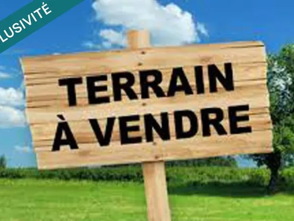 Terrain constructible en plein centre-ville