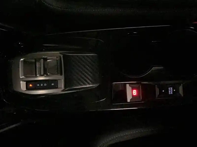 Peugeot 208 electrique 50 kwh 136ch — photo 63