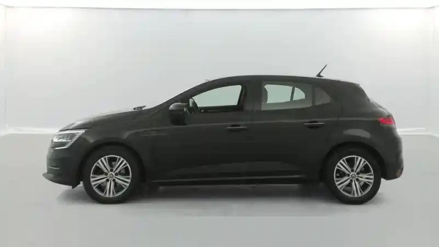 Renault Megane iv berline blue dci 115 edc — photo 36