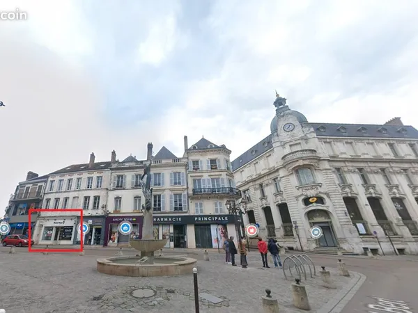 Local commercial 70 m² AUXERRE