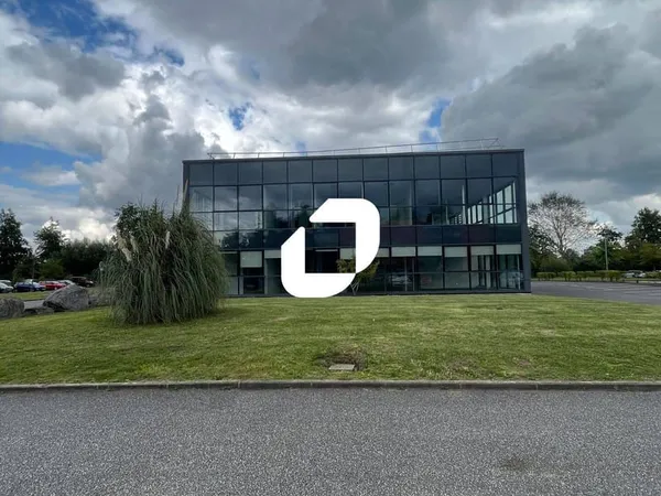 Bureaux 1453 m²