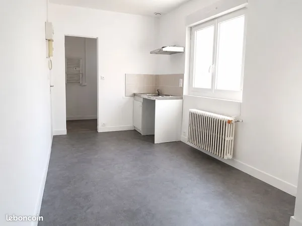 Appartement - 480 tout compris (eau, chauffage, électricité inclus)