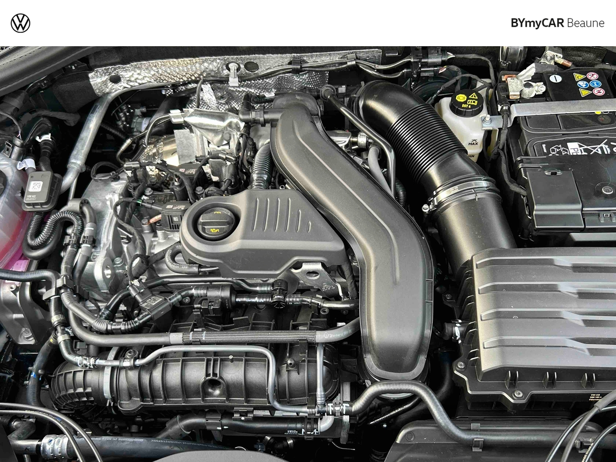 Volkswagen T-Roc 1.5 eTSI EVO2 Hybrid 150 ch DSG7 — photo 18