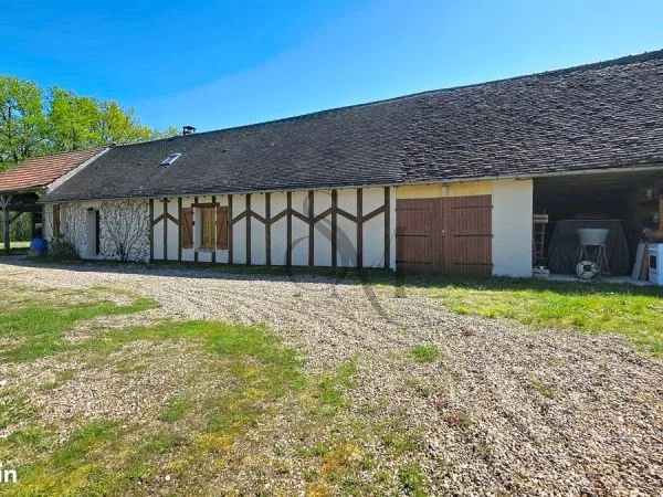 Ferme 4 pièces 118000 m²