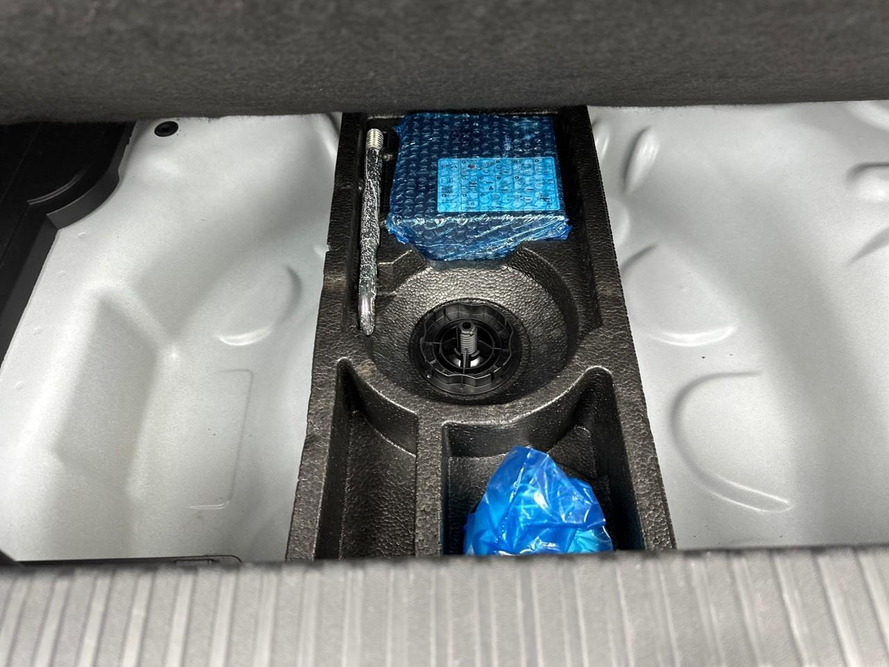 Citroën C3 Aircross puretech 130 s&s eat6 shine — photo 32