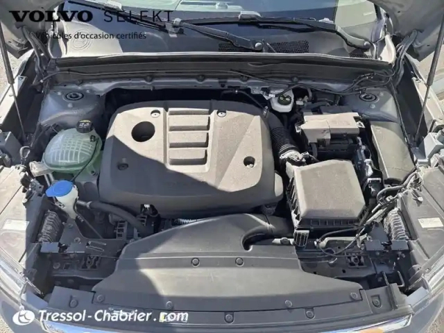Volvo Xc40 d3 adblue 150 ch geartronic 8 inscription — photo 7
