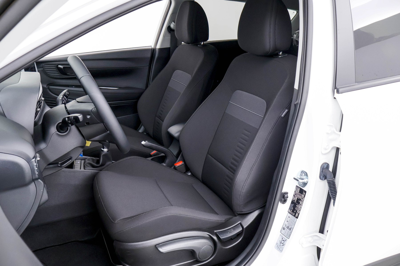 Hyundai BAYON — photo 12