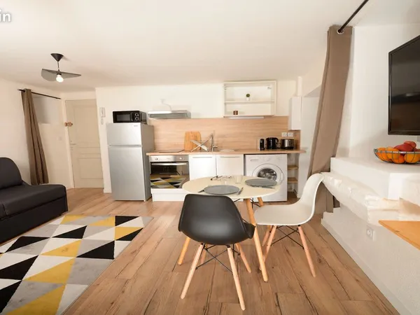 Studio meublé Cahors centre idéal étudiant