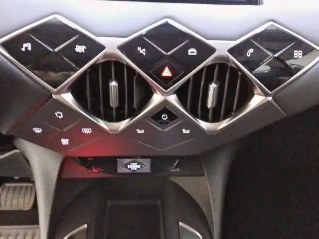Ds Ds 3 crossback bluehdi 130 s&amp;s eat8 — photo 22