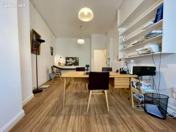 Local à louer, salle de consultation dans un cabinet pluridisciplinaire à Lyon 2
