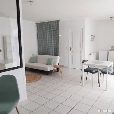 Grand studio meuble le puy en velay