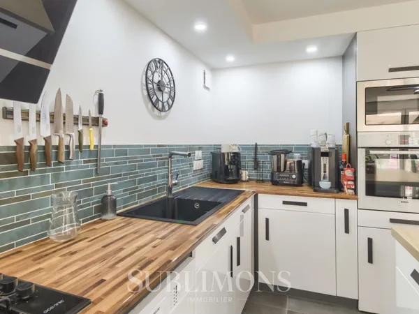 COUP DE COEUR Magnifique maison en pierre rénovée clés en mai