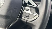 Peugeot 308 1.2 PureTech 130ch S&S Active Pack — photo 17