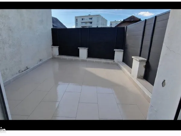 🏡 À LOUER - GRAND APPARTEMENT 87 m² ENTIÈREMENT RÉNOVÉ - GRANDE TERRASSE - BOURGES