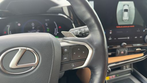Lexus NX 450h+ 2.5 VVT-i 309 Plug in Hybrid CVT - Executive – 2022 – 73653 km – Hybride rechargeable – Boîte Automatique — photo 10