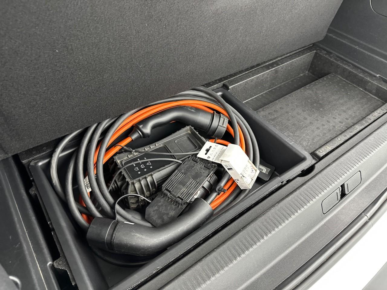 Citroën C5 Aircross hybride rechargeable 225 e-eat8 shine pack — photo 38