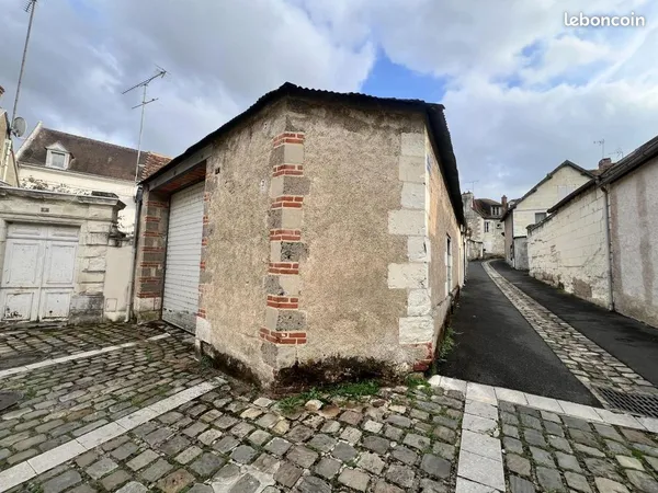 Garage 1 pièce 55 m²