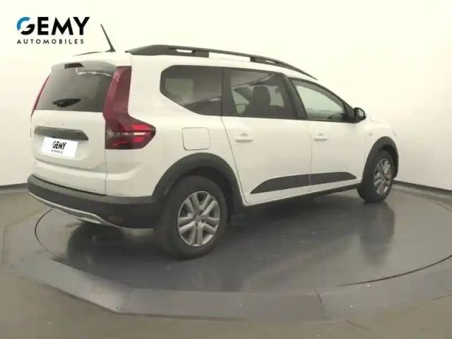 Dacia Jogger tce 110 7 places — photo 8