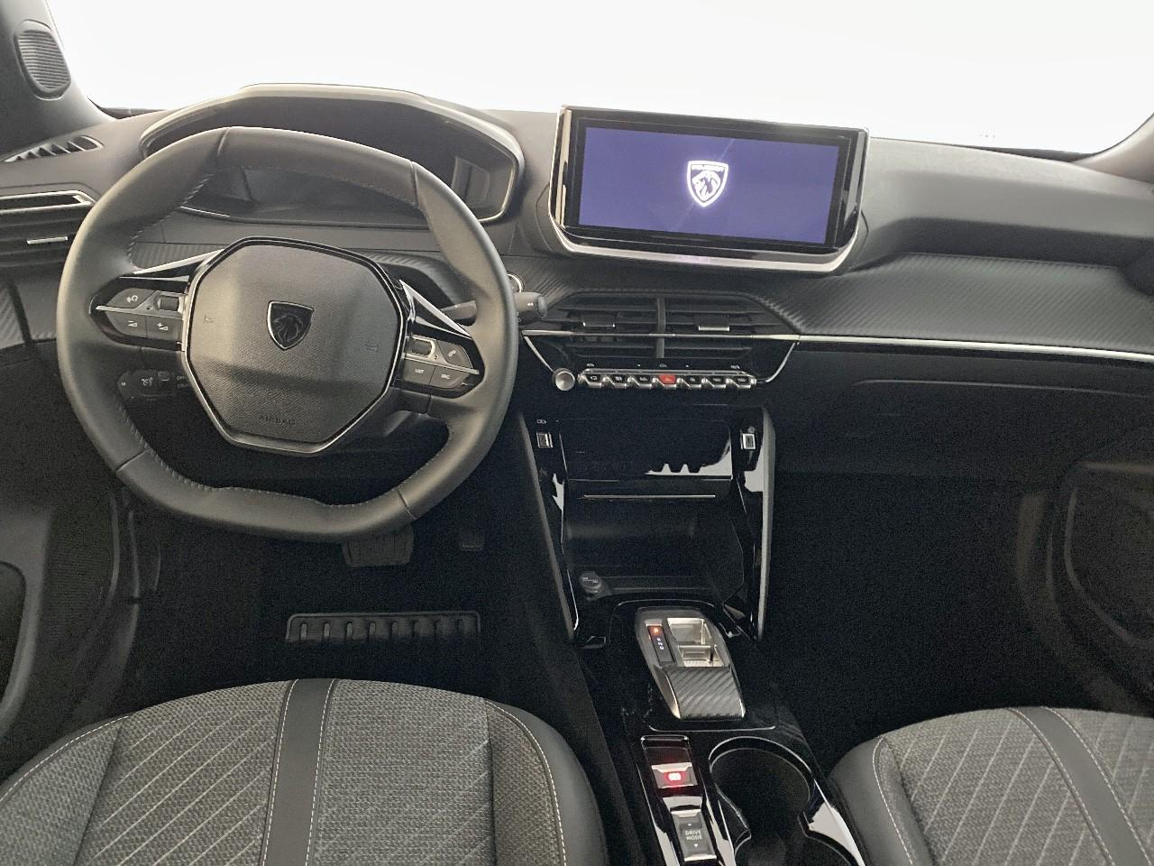 Peugeot 2008 hybrid 145 ch e-dcs6 allure — photo 8