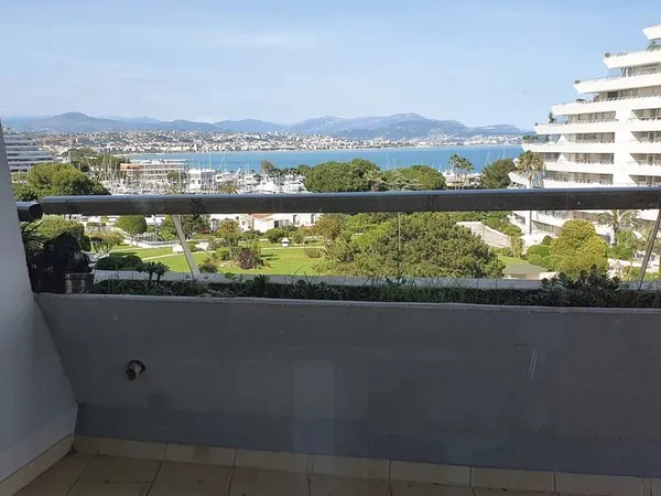 3 PIECES TERRASSE EN ANGLE BARONNET