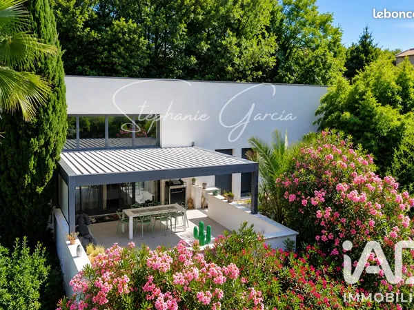 Maison 7 pièces 181 m²