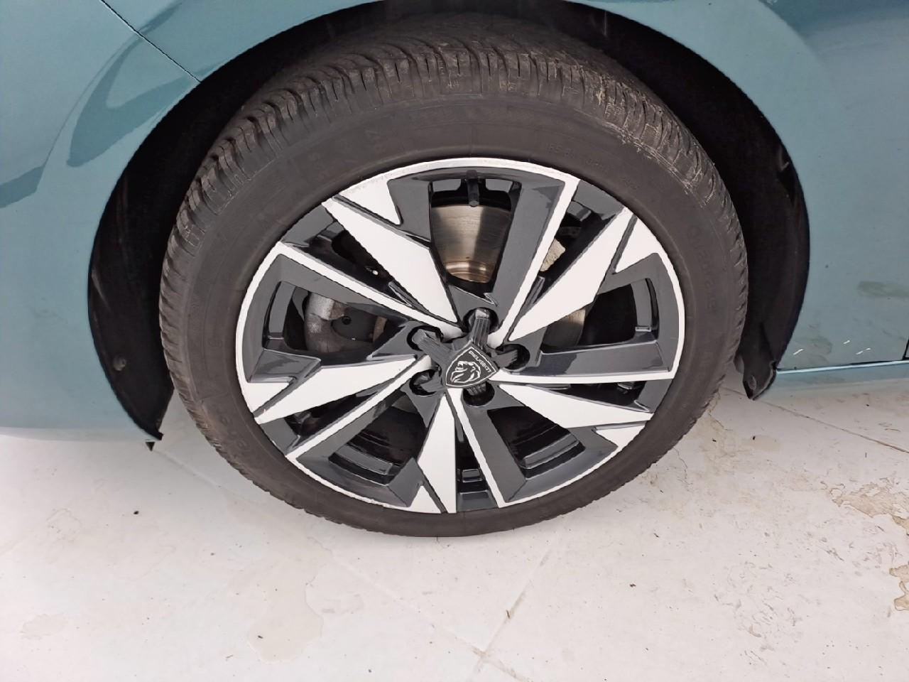 Peugeot 308 sw puretech 130ch s&s bvm6 allure — photo 11