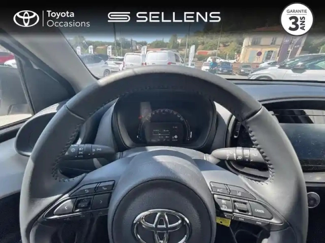 Toyota Aygo X 1.0 vvt-i 72ch dynamic s-cvt — photo 13