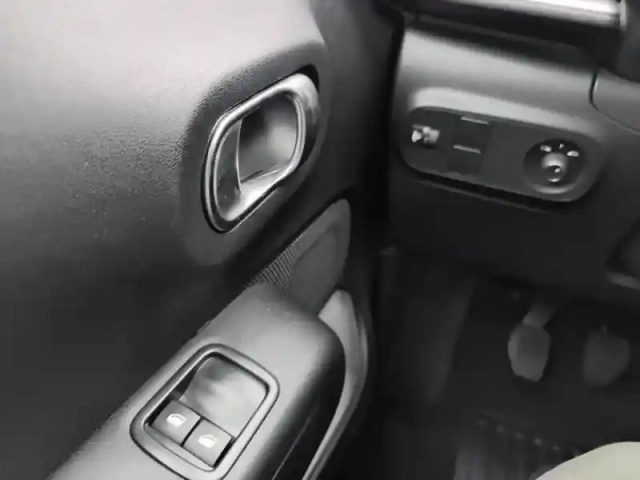 Citroën C3 bluehdi 100 ch bvm6 plus — photo 20