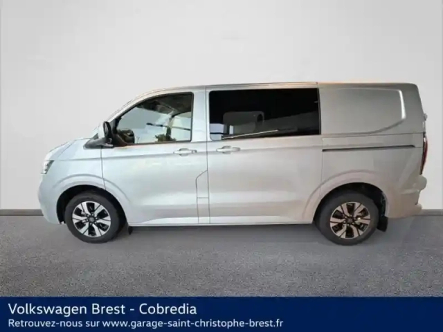 Volkswagen Transporter fg van l1 2.0 tdi 150ch business bva8 — photo 2
