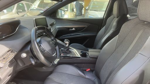 Peugeot 3008 1.2 Puretech 130 - GT Line – 2020 – 118024 km – Essence – Boîte Manuelle — photo 15
