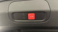 Peugeot 408 Plug-in Hybrid 225ch GT e-EAT8 — photo 31